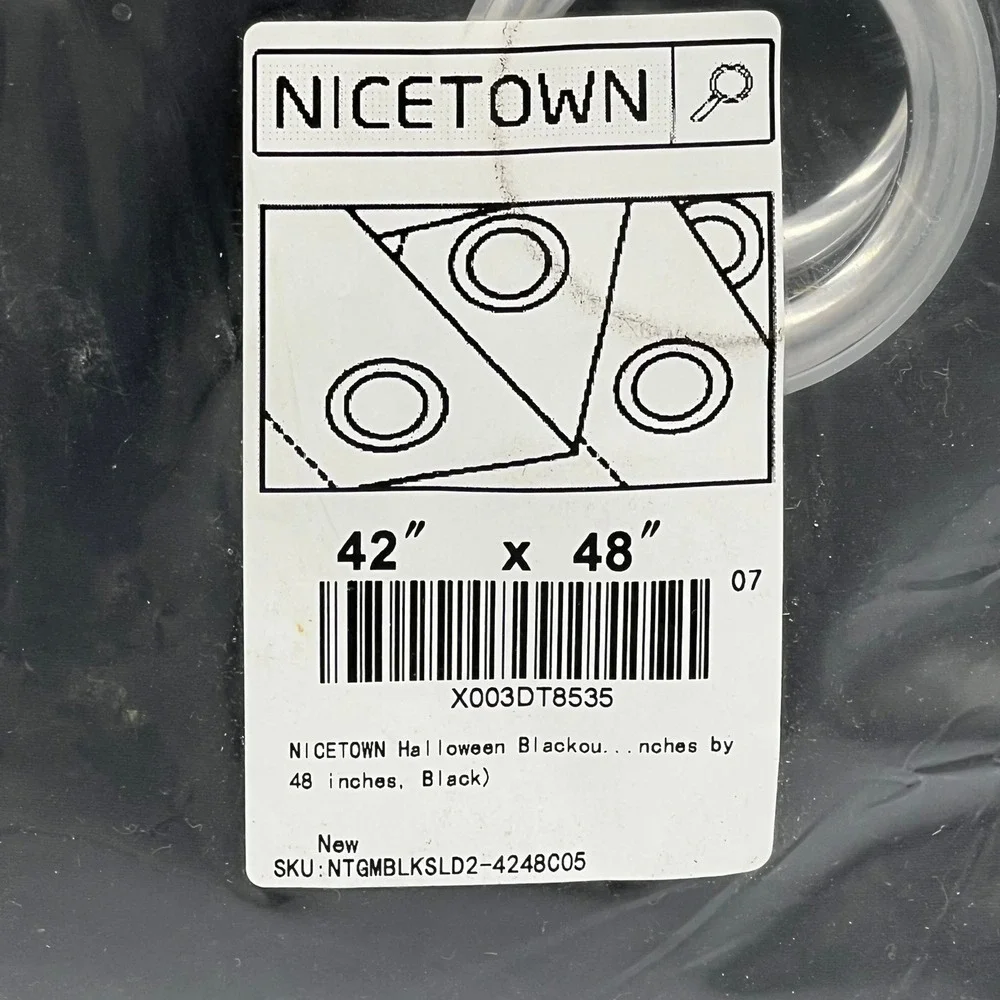 NICETOWN Blackout Curtain Unisex 42x48 Black Brand New Grommet Thermal Insulated